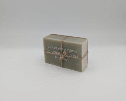 "Le rire est à l'âme ce que le savon est au corps" – Image 3