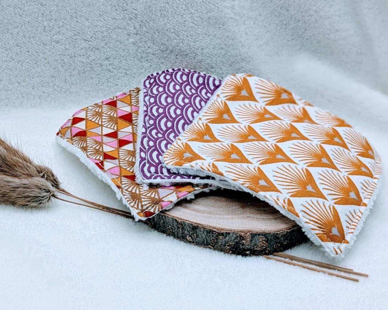 Lingettes lavables et réutilisables colorées